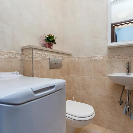 Apartment Solitudo